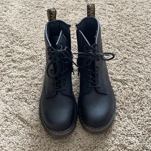Kids doc martens